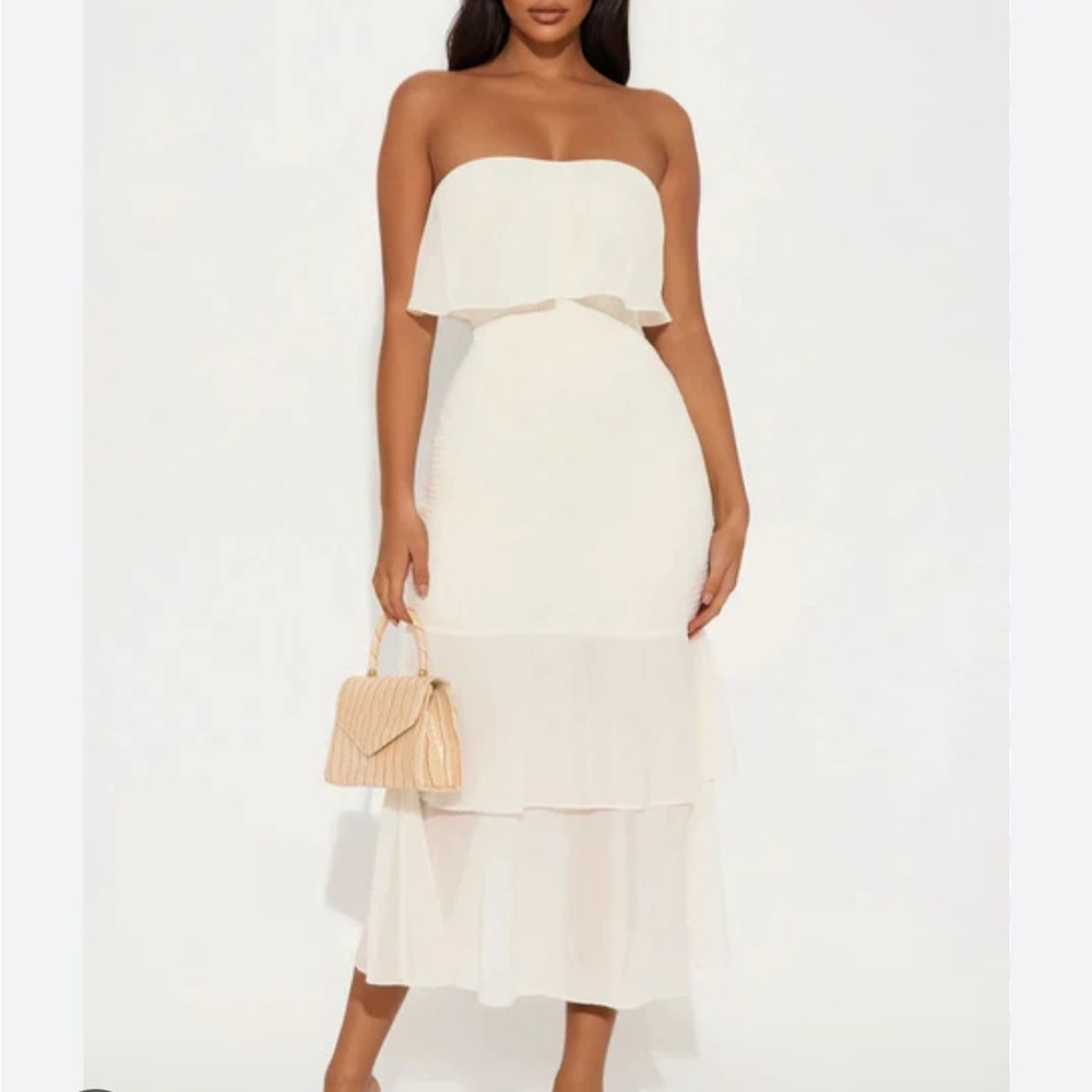 Brand new strapless ruffle dress